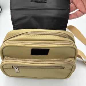 Multi pocket neutral tone waist pack